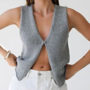 Rumored Womens‎ L Top Modern City Chic Knit Vest Top Romantic Minimalist Euro